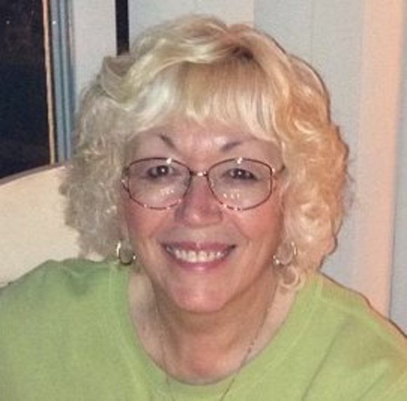 Meet your Posher, Angie - Picture 1 of 1